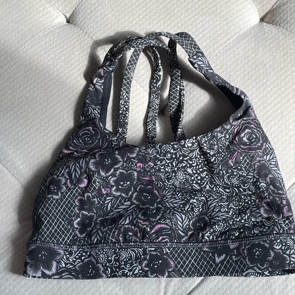 Lululemon energy bra